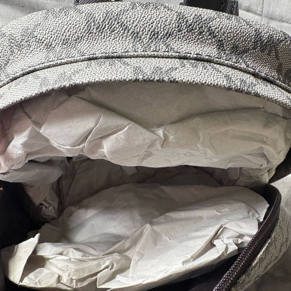 Michael Kors Monogram Gray Backpack - Picture 4 of 6